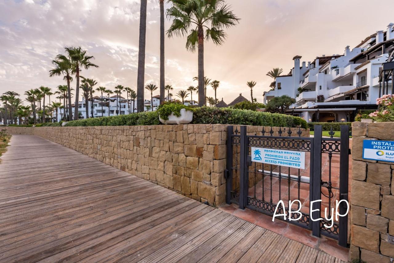 Alcazaba Beach Apartment Estepona Exterior foto